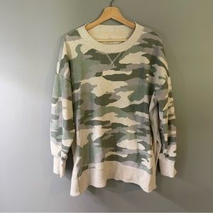 Aerie camo crewneck sweatshirt size medium